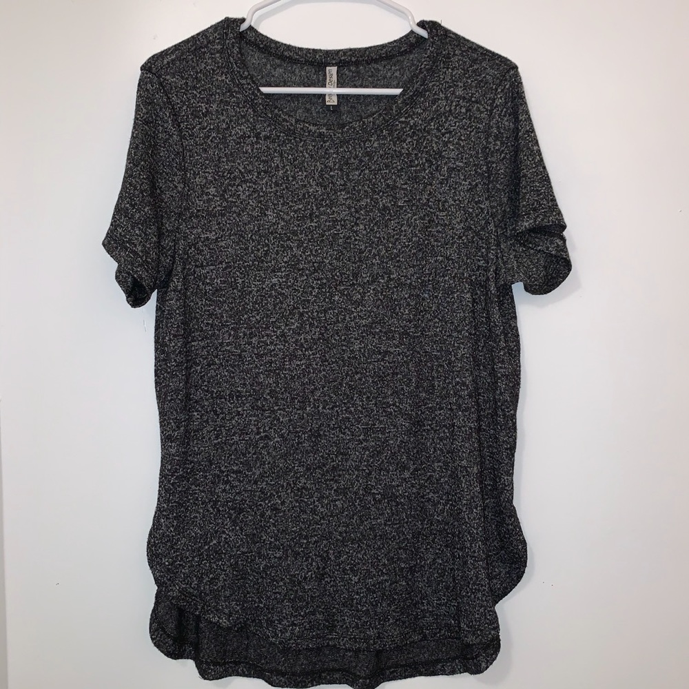 vintage black and white marbles tshirt